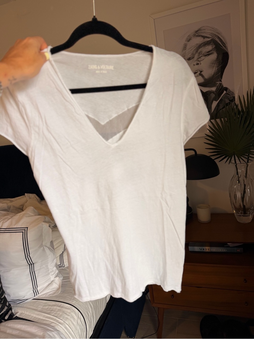 ZADIG & VOLTAIRE White V-Neck Short Sleeve Women’s Top With Cut-Out Detail